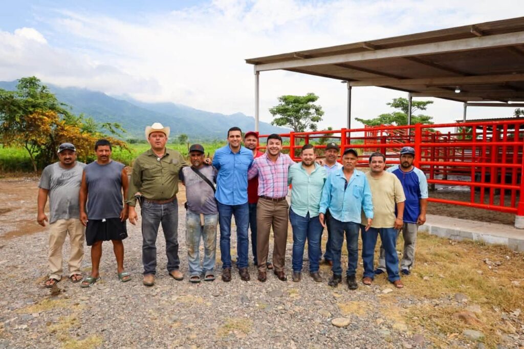 Israel Santillán supervisa condiciones y operación del Rastro Municipal de Bahía de Banderas
